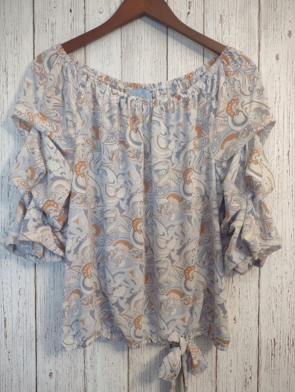 CeCe Off-The-Shoulder Paisley Print Tiered Ruffle Sleeve Tie-Hem Top Size L NWOT